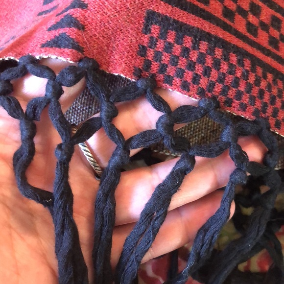 TASSO ELBA Collection Size OSFA
Poncho 100% Cotton Overhead V-Neck $119 NEW - Picture 3 of 16